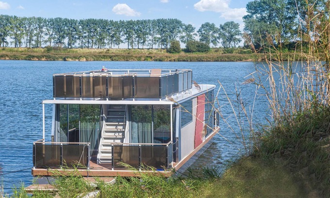 Cedry Wielkie Boat Rental | Beautiful ship in Blotnik with WiFi