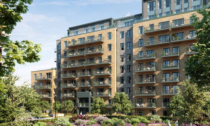 Whittington Apartment | Beautiful spacious modern apartment with a park