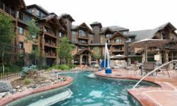 Breckenridge Resort | Beautiful spacious mountain resort