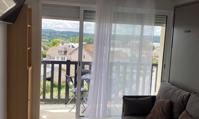 Blonville-sur-Mer Apartment | Beautiful studio by the beach