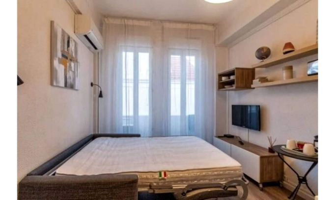 Lepante Quarter Apartment | Beautiful Studio Hypercentre! 2pax AC, Wi-Fi