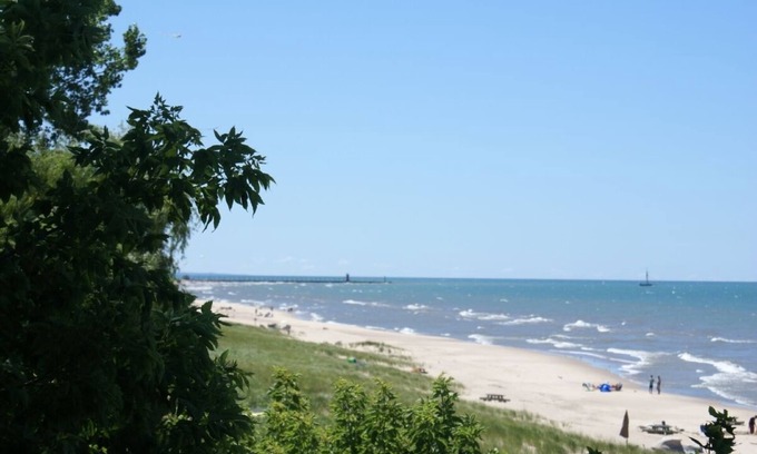 South Haven Apartment | Beautiful Studio rental in SW Michigan & near lake