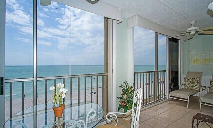 Bonita Springs Condo | Beautiful Sunsets from your Lanai