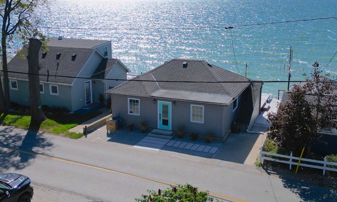 Leamington House | Beautiful sunsets await you at The Beach House