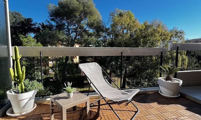 Boulouris-sur-Mer Apartment | Beautiful T2 - Large Terrace - St Raphael - Boulouris 150m beach