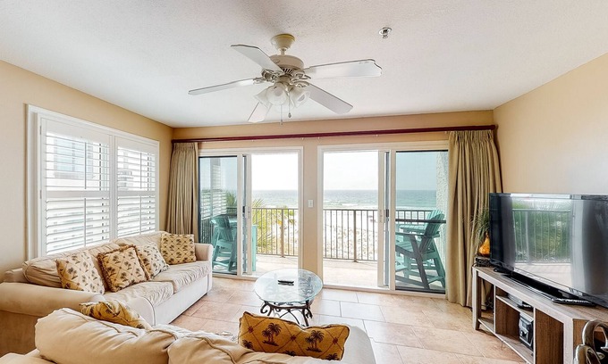 Miramar Beach Condo | Beautiful third-floor Miramar Beach home w/private balcony/shared pool/free WiFi
