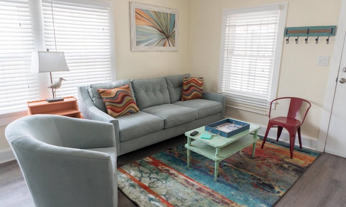 Bid-a-wee Beach House | Beautiful Three Bedroom with Private Beach Access