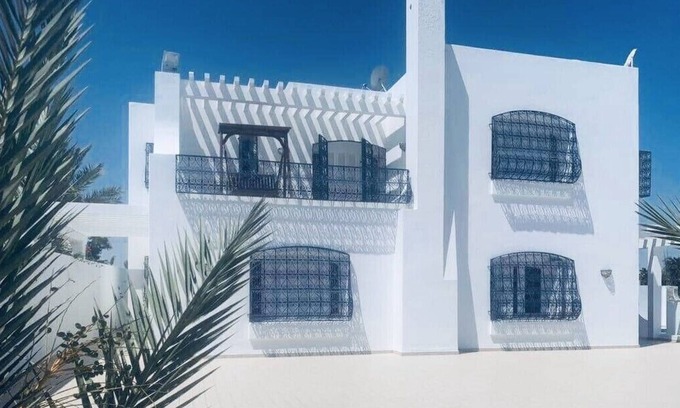 Playa Sidi Mehrez Villa | Beautiful Villa in the Heart of Touristic Djerba