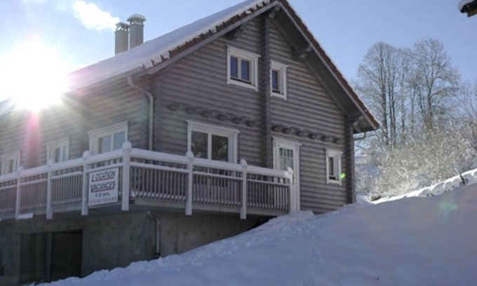 Foncine-le-Bas Ski Chalet | Beautiful traditional log cabin in Foncine le Bas (6/8 pers.) Left