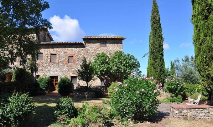 Castellina in Chianti Other | Beautiful Tuscan farmhouse with stunning views of Chianti countryside