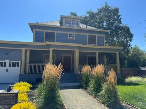 Martinez House | Beautiful Turn of the Century Home with Pet Friendly Yard