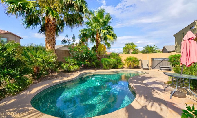 San Tan Valley House | Beautiful Vacation Home with Private Outdoor Pool & Spa In Johnson Ranch Comm.