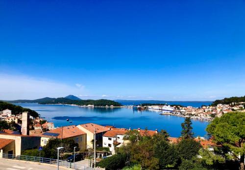 Cove Murtar Apartment | Beautiful view apartment with garage space