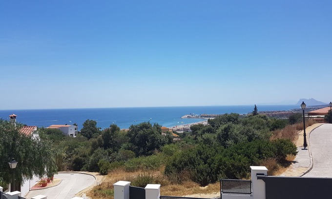 San Roque Villa | Beautiful view of the Mediterranean Sea, golf vacation, Sotogrande
