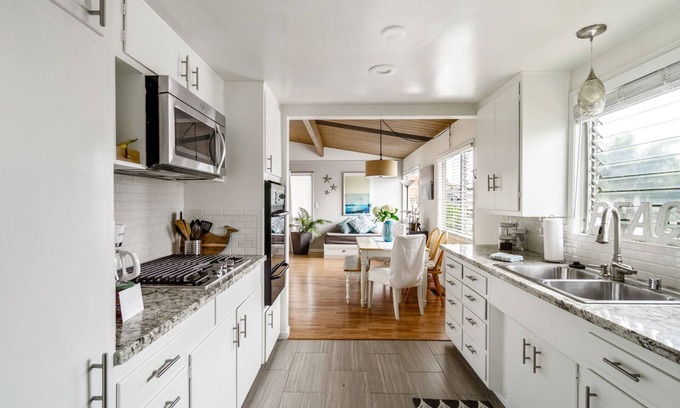 San Clemente Cottage | Beautiful Views
