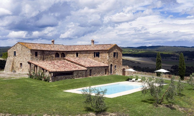 Camigliano Villa | Beautiful villa in the Tuscan countryside near Montalcino