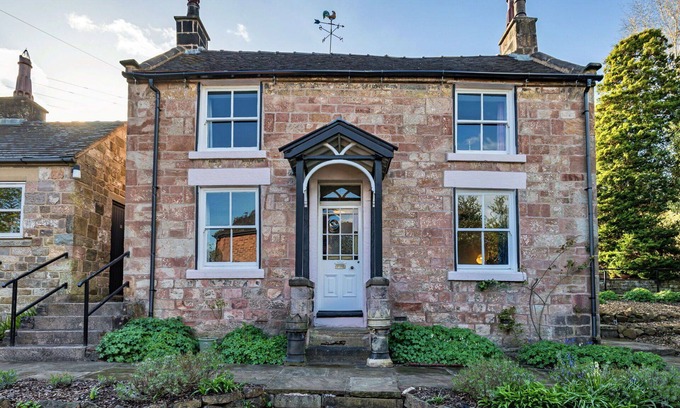 Tunstall House | Beautiful villa for 6 people with WIFI