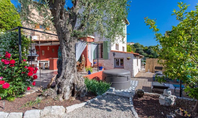 Saint Antoine Villa | Beautiful villa in a peaceful location in Nice