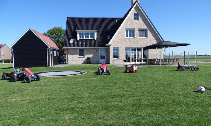 Cadzand-Bad House | Beautiful villa near the beach of Cadzand.