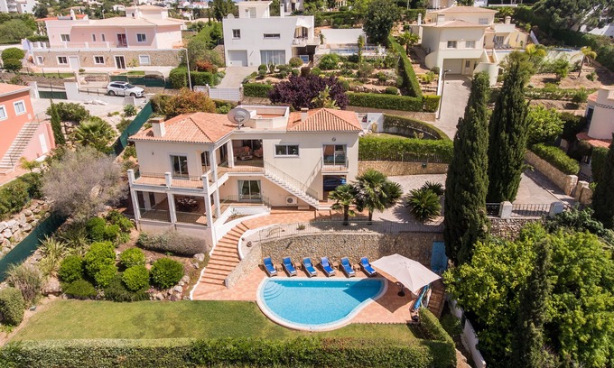 Carvoeiro Villa | Beautiful Villa Tranquil with private pool and private gardens