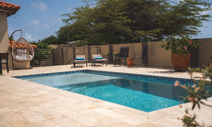 Savaneta House | Beautiful Villa with New Private Pool