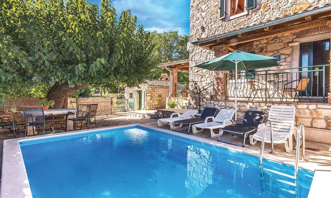 Fuskulin House | Beautiful villa with pool, sea view, KA, barbecue, WLAN, suitable for families