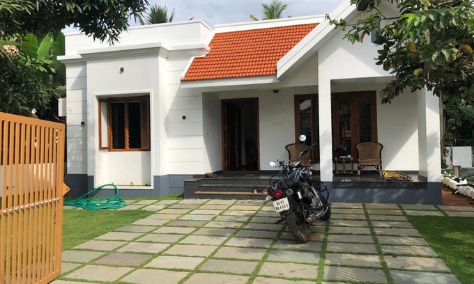 Alappuzha Villa | Beautiful village house with all facilities.