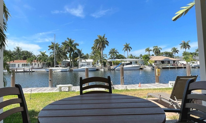 Harbor Village Condo | Beautiful Waterfront Condo. Walk to the beach, shops, restaurants & more!
