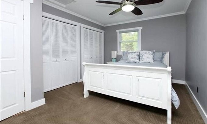 Ramara Cottage | Beautiful Waterfront Cottage - Boater's Paradise