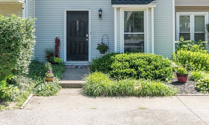 Lexington House | Beautiful Woodward Heights townhouse!
