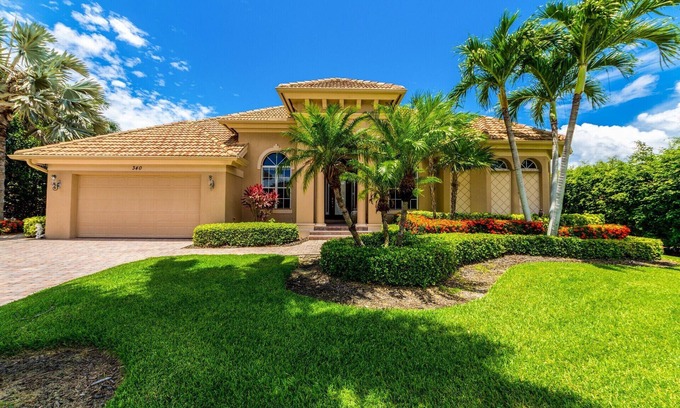 Marco Island House | Beautifully Furnished Tommy Bahama Inspired Home