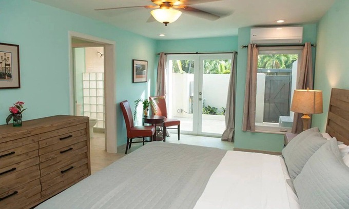 Frydendal Villa | Beautifully newly renovated 3 BR/4 BA condo footsteps from the beach.