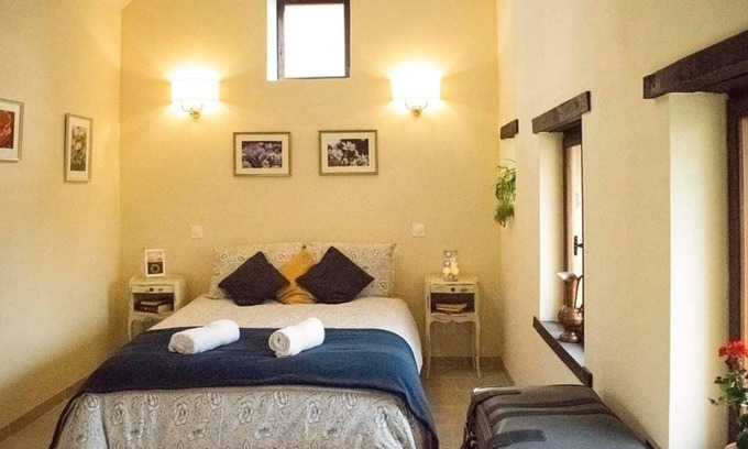 Saint-Plantaire Cottage | Beautifully Renovated, French Barn, Pet Friendly with WIFI
