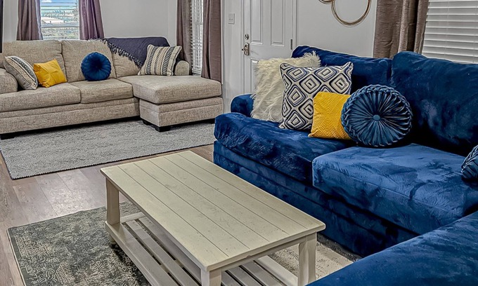 Galax House | Beautifully Re-modeled 3 Bedroom Home- 218 Mockingbird Lane