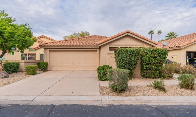Warner Ranch House | Beautifully Remodeled 2 Bedroom Private Home in Tempe; 15 min to ASU
