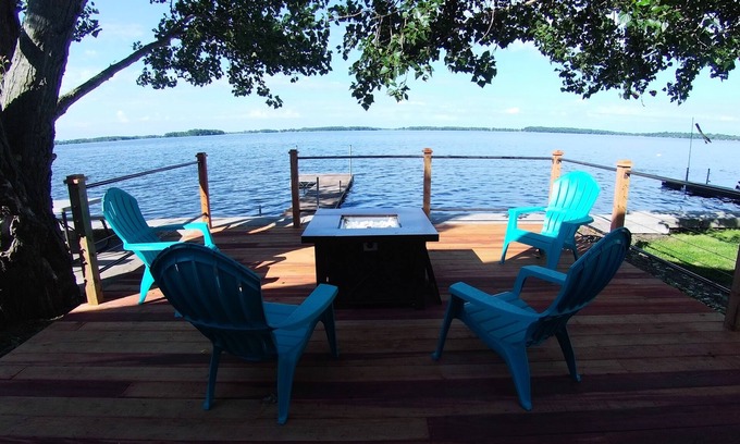 Lake City House | Beautifully Remodeled Lake Front Home ~ Includes Kayaks!