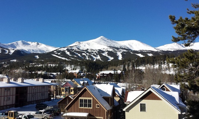 Historic District Condo | Beautifully Renovated Condo, Steps From Main St & Gondola; Very Clean
