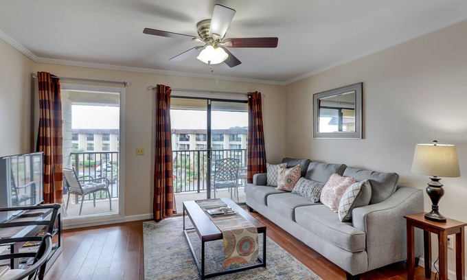 Folly Field Condo | Beautifully renovated 1 bedroom villa with shared pool- ocean views
