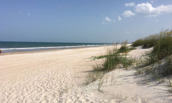 Amelia City House | Beautifully Updated Home at Summer Beach Steps from Ocean