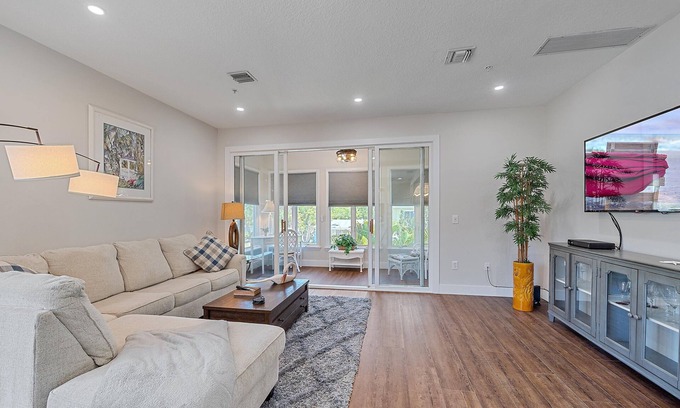 Whitney Beach Condo | Beautifully Updated, Cedars East, Beach, Pool and Tennis