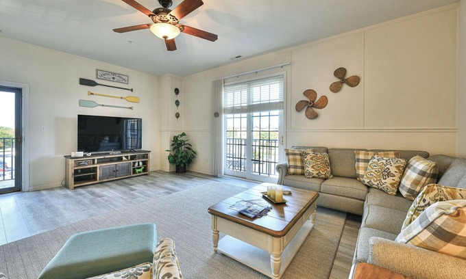 Villages of Five Points Condo | Beautifully Updated Condo East of Route 1 in Villages of Five Points