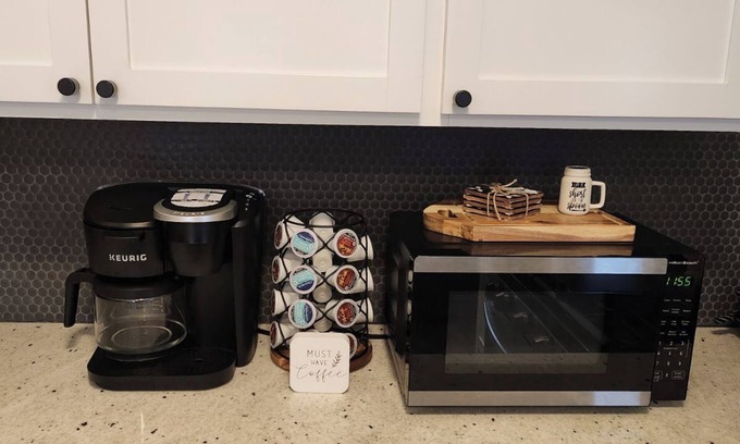 Enid House | Beautifully Updated Home With Workspace! K9 Friendly!