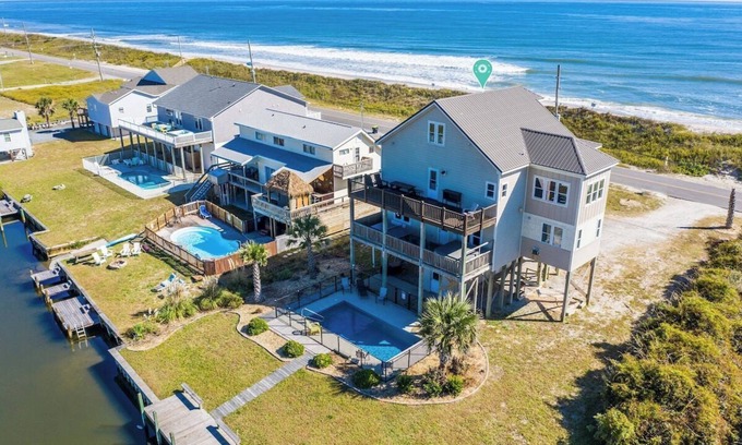 Sneads Ferry House | Beauty and the Beach - Sound and Oceanviews - Private pool