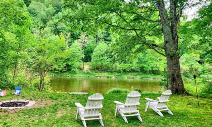 East Branch House | Beaverkill river front fly fishing cozy cabin hideaway.