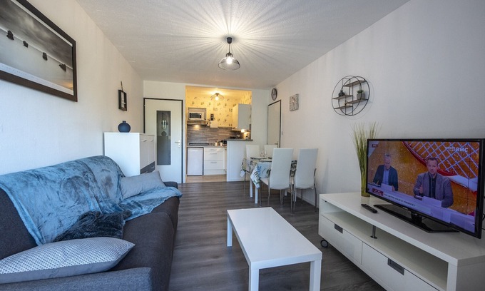 Saint-Hilaire-de-Riez Apartment | Becs Beach 500m away - Apartment for 4