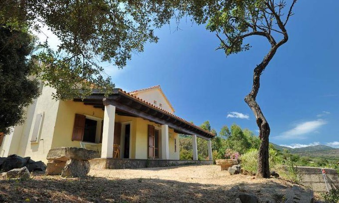 Gonnosfanadiga Bed & Breakfast | Bed and breakfast