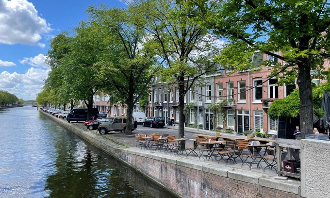 Hoofddorppleinbuurt Bed & Breakfast | Bed and Breakfast Amsterdam