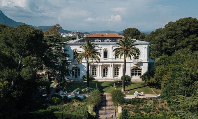 Le Pradet House | Bed and Breakfast Apartment in an exceptional villa