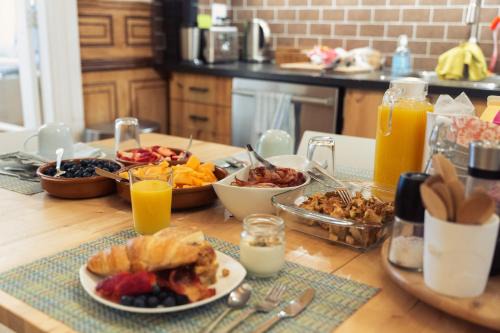 Gay Village Bed & Breakfast | Bed and Breakfast du Village BBV