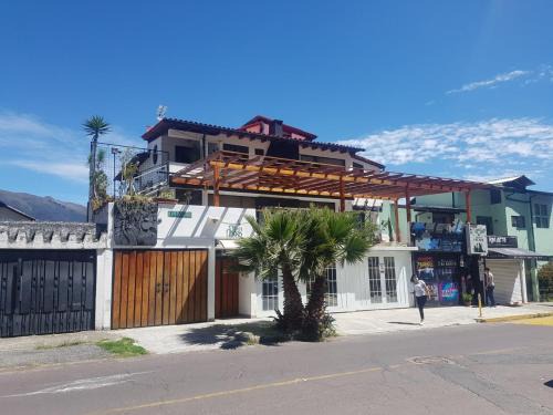 Financial District Bed & Breakfast | Bed and Breakfast La Uvilla